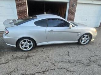 2004 hyundai tiburon gt