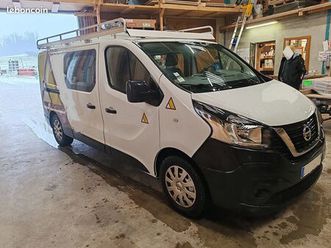 nissan nv300 6 places