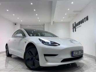 standard range plus auto rwd 4dr