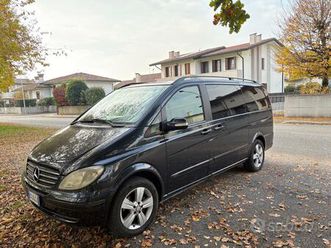 mercedes viano 8 posti motore 300 mila km