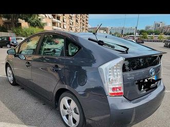 toyota prius 1800cc hybrid nav sat active