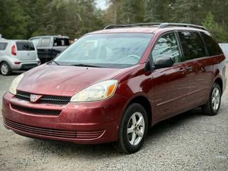 2005 toyota sienna ce minivan 4d