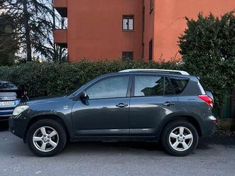 toyota rav 4 2.2d-4d 136 cv 4x4