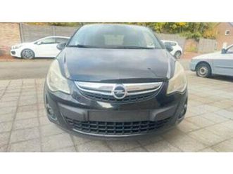 ② opel corsa 1.2i*!2012*eur5 ess*137.000km* a/c — opel — 2ememain