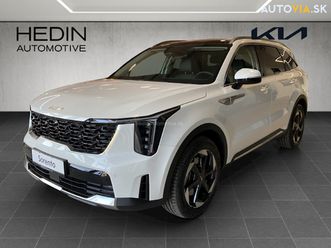 kia sorento sorento 1.6 t-gdi hev a6 awd platinum 7p za 56 690 €