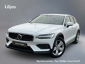 volvo v60 cross country d4 awd advanced edt//dragkrok//