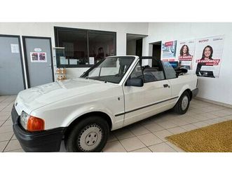 1987 ford escort ghia mark 4 a vendre