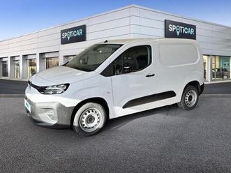 m charge utile majoree diesel 130ch automatique pa