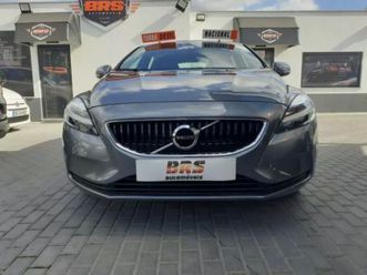 volvo v40 2.0 d3 momentum geartronic