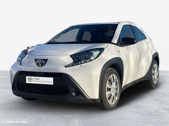 toyota aygo x 1.0 play