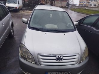 toyota avensis verso 2.0 116 3,150 eur