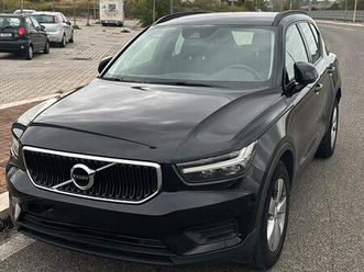 volvo xc 40 t2 autocarro n1
