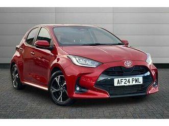 toyota yaris design hatchback's 1.5 vvt-h design e-cvt euro 6 (start/stop) 5dr