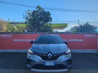 captur full hybrid e-tech 145 cv intens