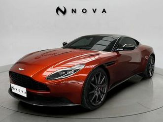 aston martin db11 coupé