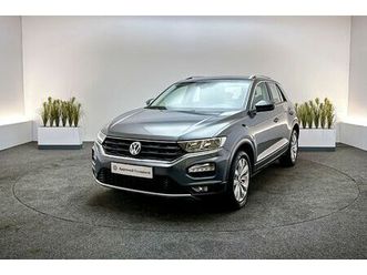volkswagen t-roc 1.5 tsi 150pk style | applecarplay/androidauto, parkeersensoren v+a, adaptive cruise control |