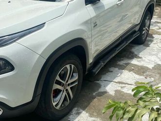 freedom road 2.4 16v flex aut.