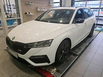 skoda octavia rs iv 1.4 tsi/matrix/carplay/lane