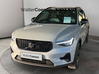 volvo xc40 b3 b dkg plus black edition, fhz,360* kam.