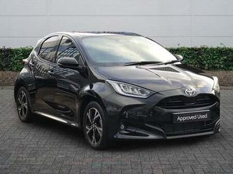 2025 toyota yaris 1.5 hybrid design 5dr cvt (safety pack) hatchback hybrid automatic