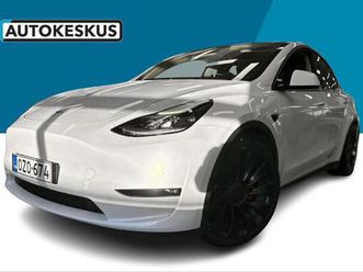 tesla model y performance - alv / 1 omistaja / lasikatto / vetokoukku