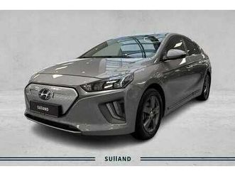 | komplett service | lav kilometer |