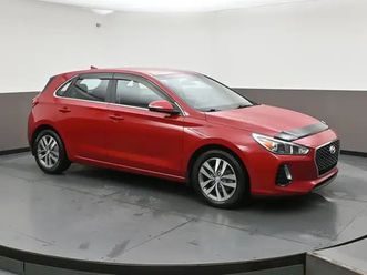 2020 hyundai elantra gt preferred heated seats, low kms, one own