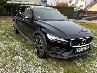 volvo v60 cross country d4 awd