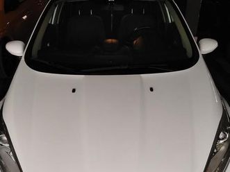 ford fiesta titanium 1.4 gpl 100 cv