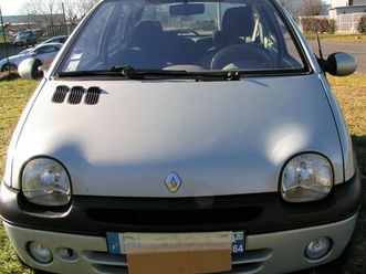 renault twingo 1 édition perrier