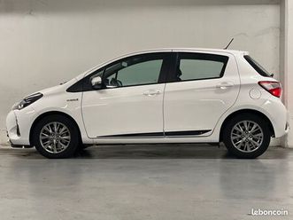 toyota yaris 100h dynamic 5p