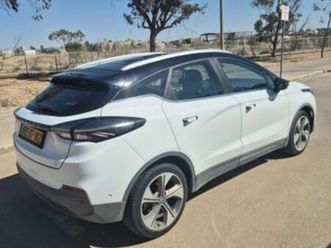 pro 460 חשמלי אוט׳ (204 כ״ס)