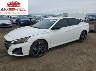 nissan altima sr 2024 2.5l 2.5 benzyna 188km