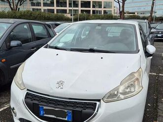 peugeot 208 1.4 hdi 68cv del 2014 - 195,000km