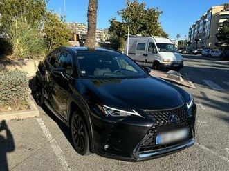 lexus ux250h premium