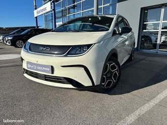 byd dolphin 60,4 kwh 204 ch design