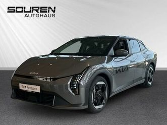 kia ev4 fastback 81 earth+ wärmepumpe+ glasdach+ du