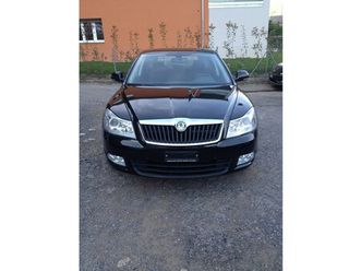 octavia combi 2.0 tdi ambiente dsg