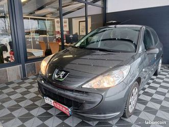 peugeot 206 + 1.1i trendy 5p + attelage 140 000 km