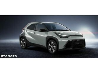 toyota aygo x hybrid 1.5 style e-cvt