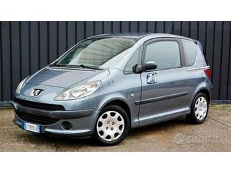 peugeot 1007 1.4 hdi trendy * ok neopatentati *