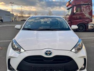 toyota yaris 1.5 116ps hybrid automatik 2021/11