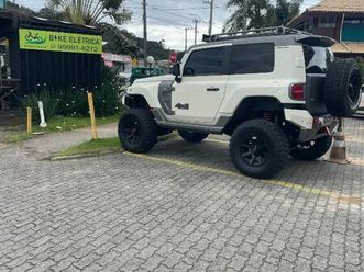 troller t-4 4x4 3.2 20v tdi cap. rígida diesel 2016