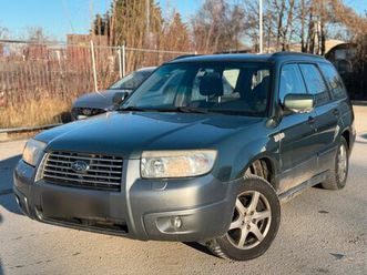 subaru forester 2.0 benzin automatik 4x4