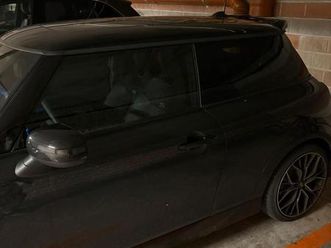 mini cooper s allestimento jcw