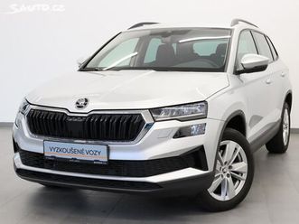 škoda karoq selection 1,5 tsi 110 kw dsg