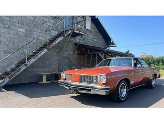 1975 oldsmobile cutlass orange automatique, 3 vitesses co...