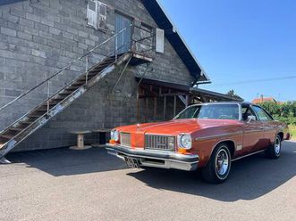 oldsmobile cutlass suprême sedan - 1975