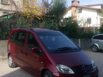 mercedes vaneo con rampa per disabili