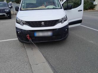 vehicule utilitaire peugeot